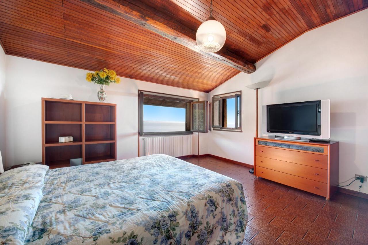 Lake View Apartment Gardone Riviera Exteriér fotografie